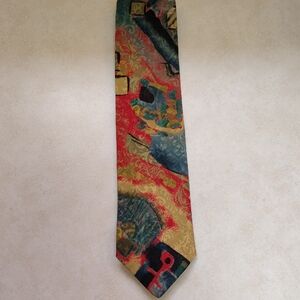 Abstract Patterned Tie in Red and Gold